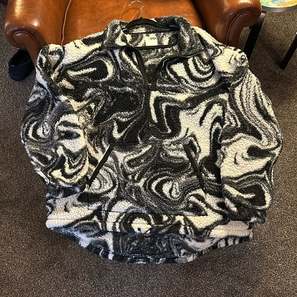 SO black and white swirl Sherpa pullover